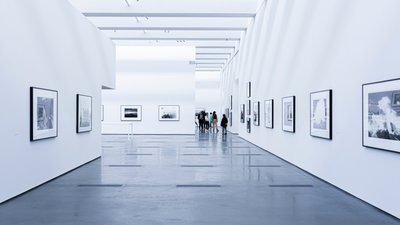 Galerien und Kunstwerke auf Künstler-Website präsentieren